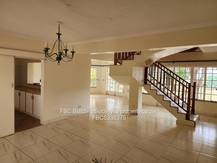 Prestigious Double-Storey Townhouse in Sunriver Manors (Sole Mandate)