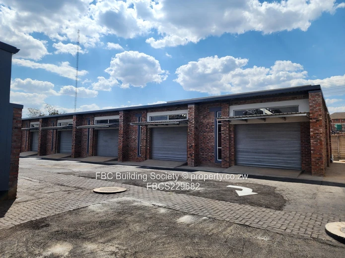 SME Retail & Industrial Shops in a Gated Complex (Sole Mandate)