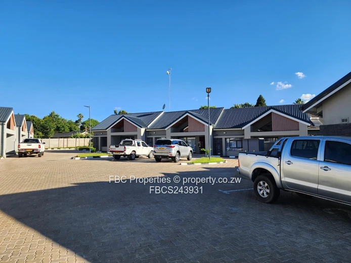 Modern Sleek 2-Bedroomed Garden Flats in the Heart of Alex Park (Sole Mandate)