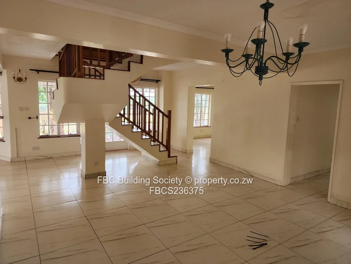 Prestigious Double-Storey Townhouse in Sunriver Manors (Sole Mandate)